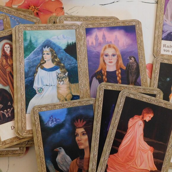 🔮 Oracle Deck in FRENCH 🔮 - Picture 1 of 9